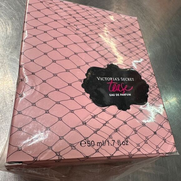 Box   - Picture 4 of 4